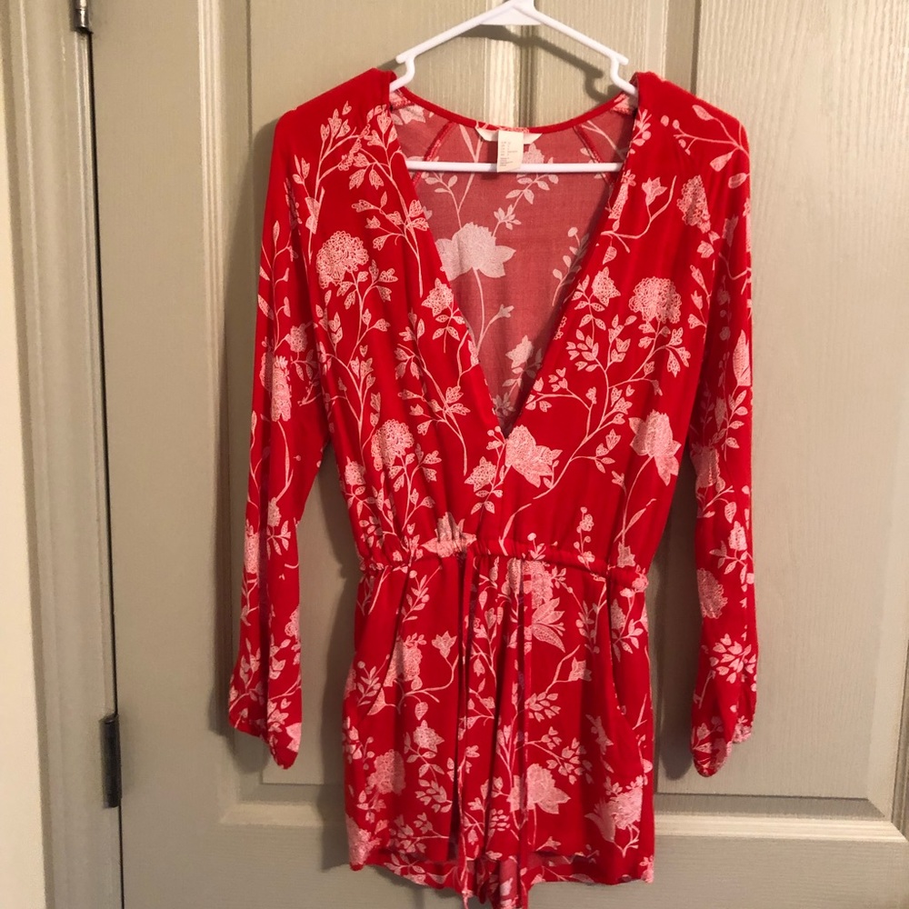 V-neck Romper Size 2